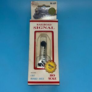 New Model Power HO Scale Lighted Railroad Signal #1679 4way switch